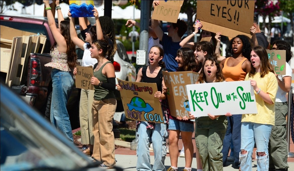 Pali Students Join Global Climate Strike Rally